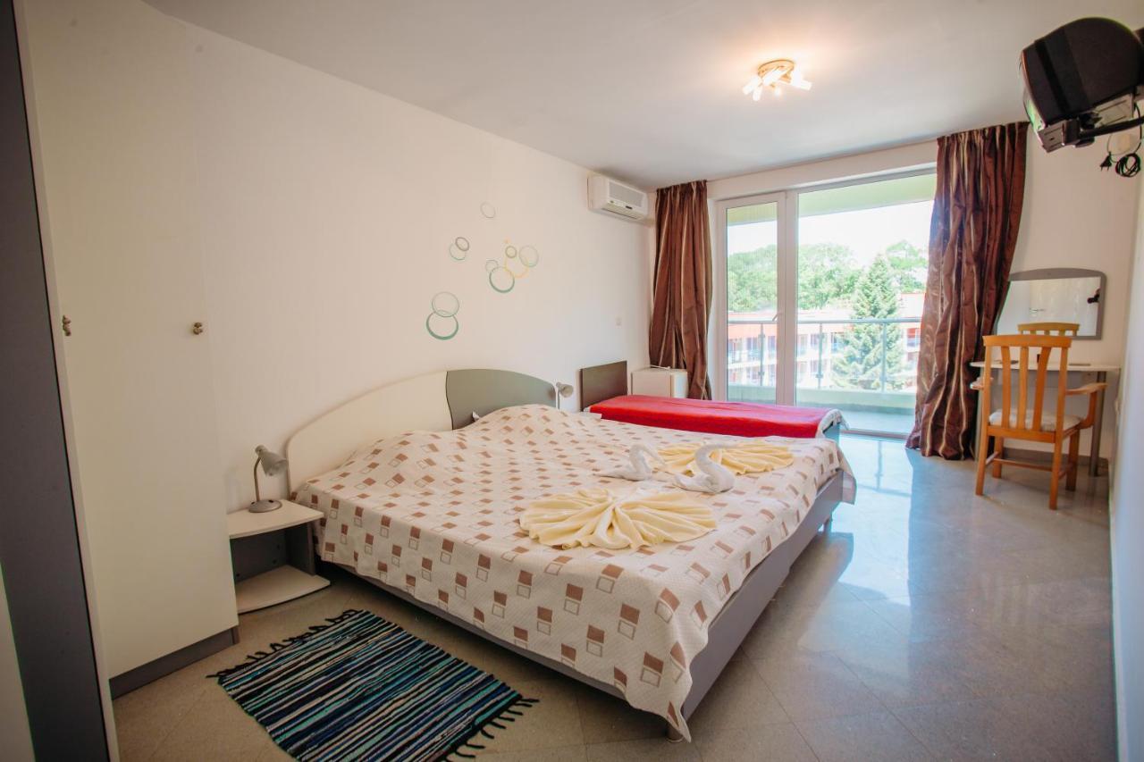 Mng Holiday Yassen Apartments Солнечный берег Экстерьер фото