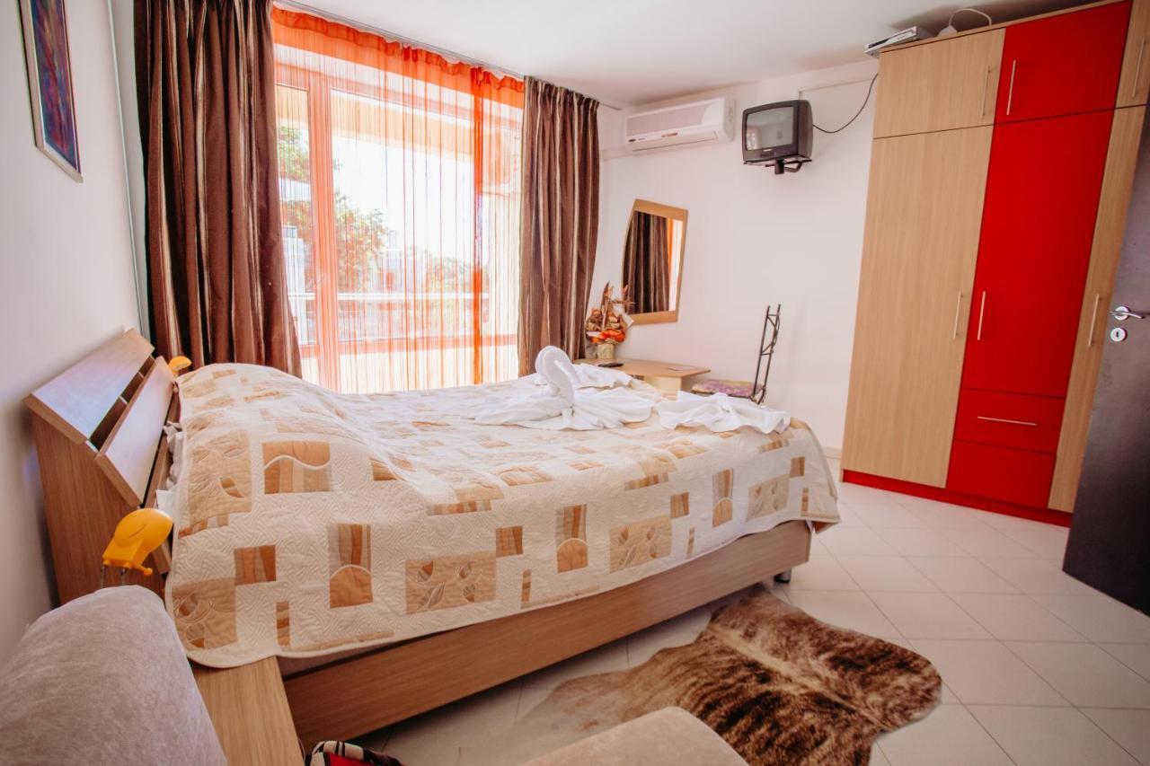 Mng Holiday Yassen Apartments Солнечный берег Экстерьер фото