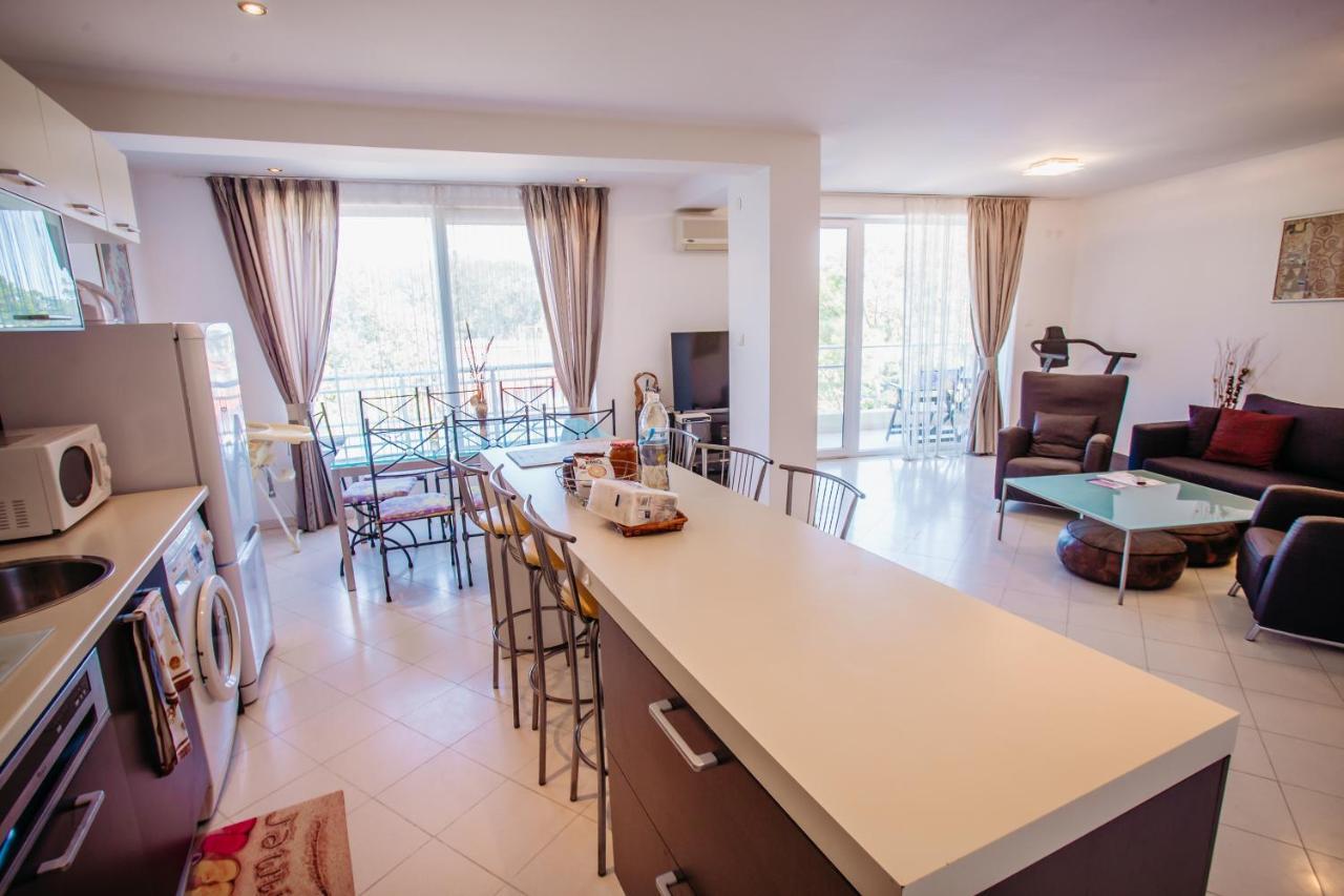 Mng Holiday Yassen Apartments Солнечный берег Экстерьер фото