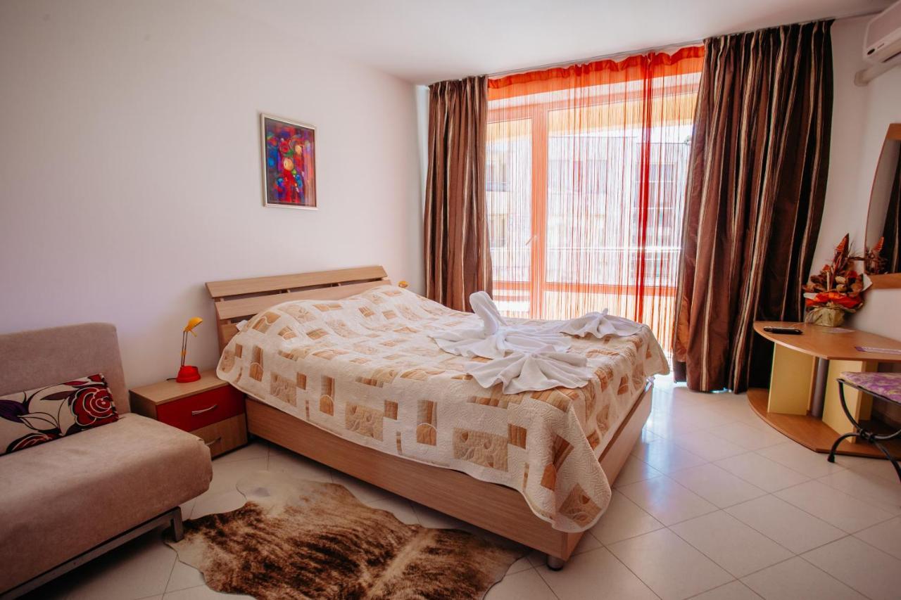 Mng Holiday Yassen Apartments Солнечный берег Экстерьер фото