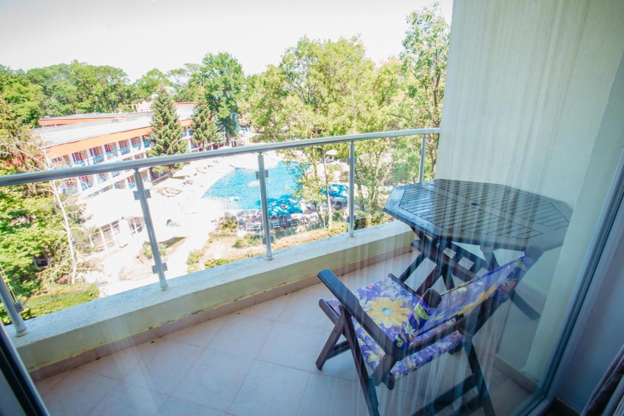 Mng Holiday Yassen Apartments Солнечный берег Экстерьер фото