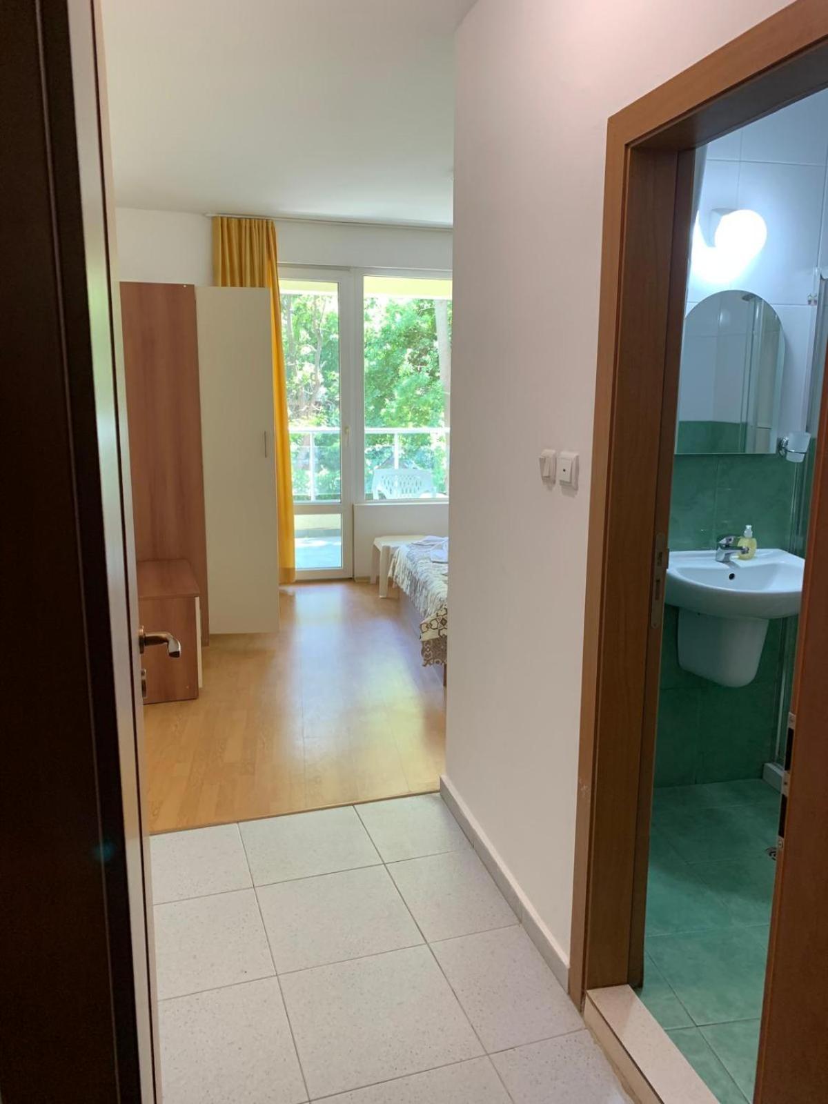 Mng Holiday Yassen Apartments Солнечный берег Экстерьер фото