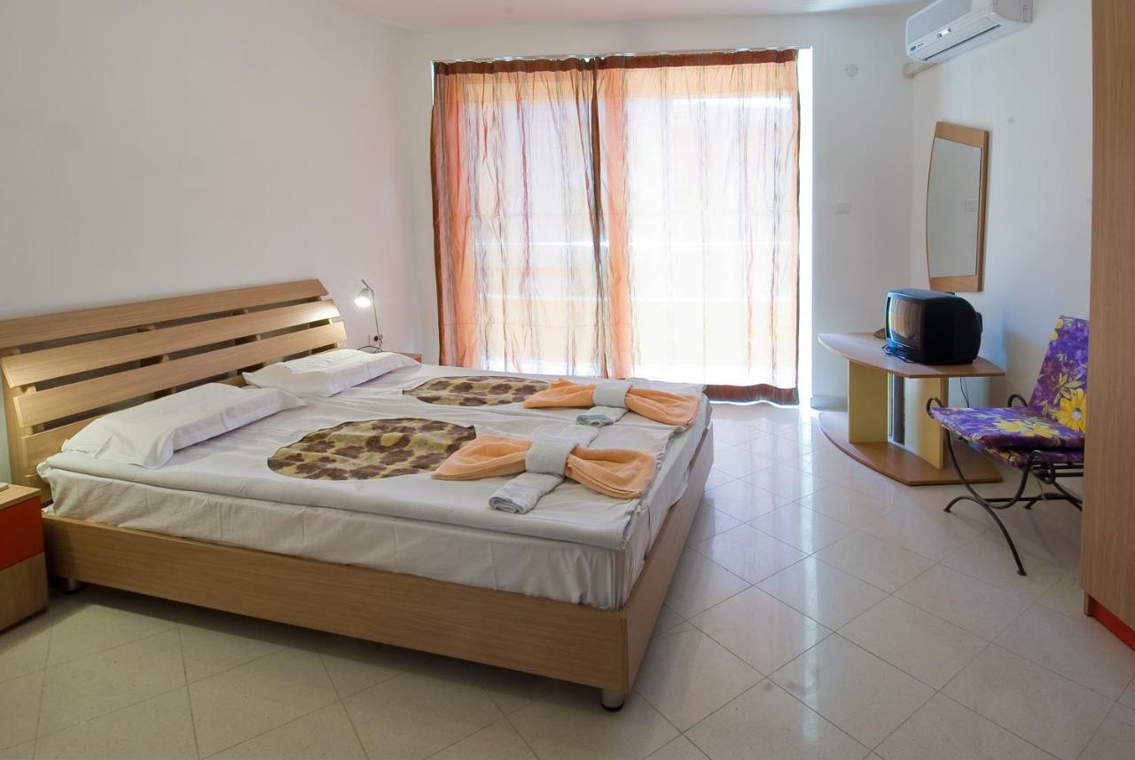Mng Holiday Yassen Apartments Солнечный берег Экстерьер фото